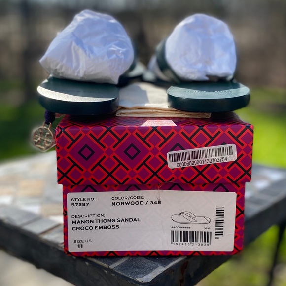 Tory Burch Manon Flip Flop - Picture 5 of 8